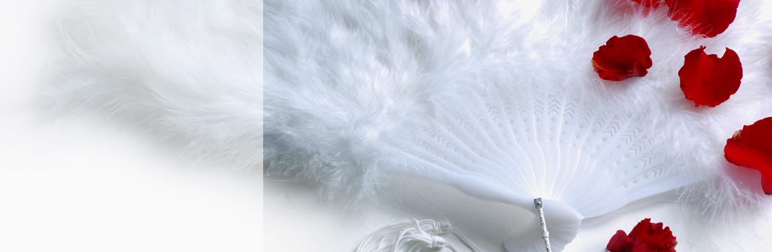 Xinlie DIY Plumes Colorées des Fournitures D'Artisanat Plumes Blanc Décoration d'intérieur Fete Mariage Anniversaire Multicolore 50PCS Chapeaux Idéal pour Costumes Blanc Plume Décoration Noir